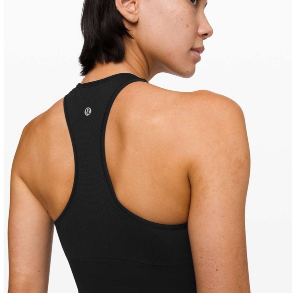 REPOSH Lululemon Ebb to Train Bra in Black (S size 6)